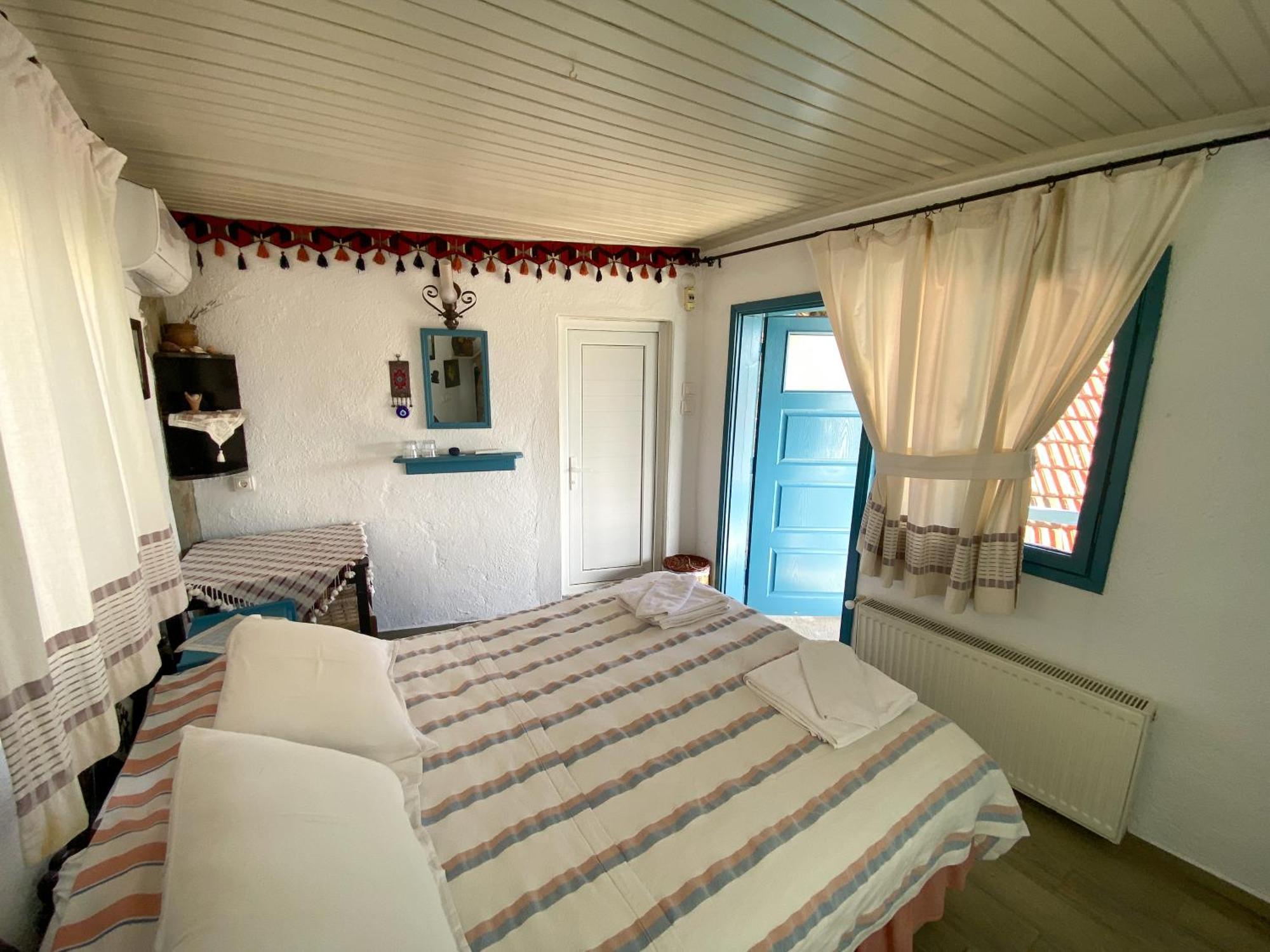Agora Pansiyon Kapikiri Habitación foto